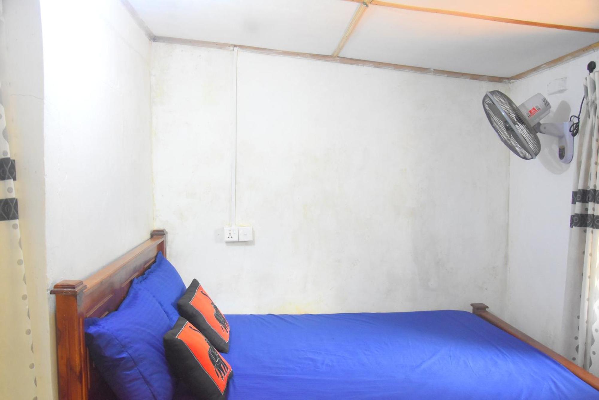 Meera Homestay & Guest House Anuradhapura Bagian luar foto